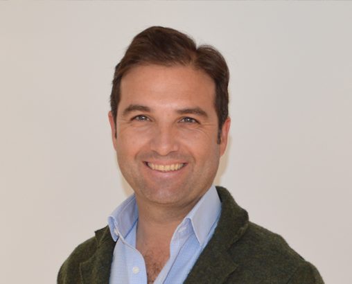 Daniel R Figueroa